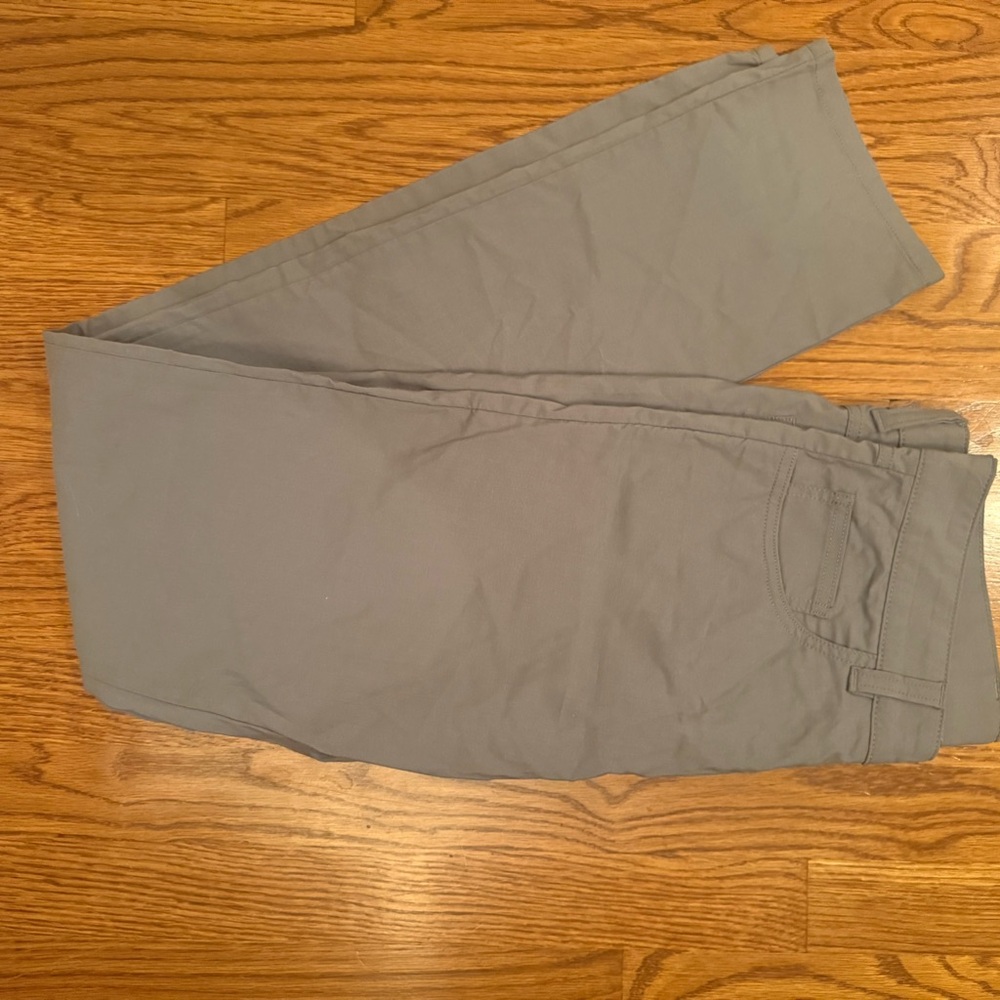 Men's Gray Onward Reserve Performance Pants; slim fit